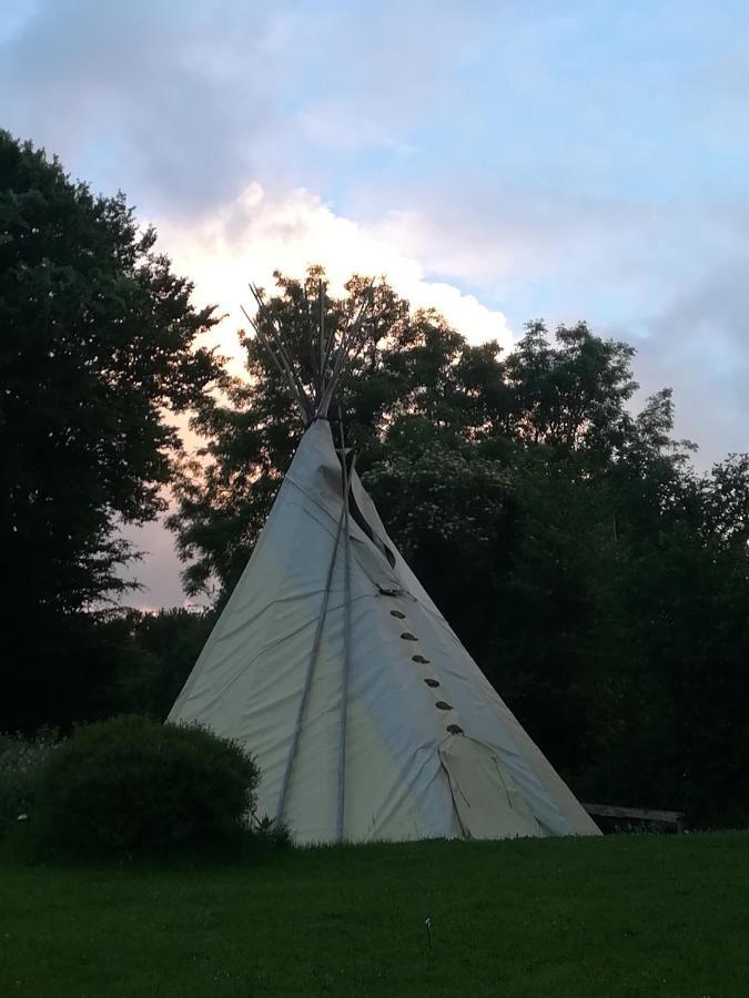 Le Refuge Du Clos Du Moulin Brionne Buitenkant foto